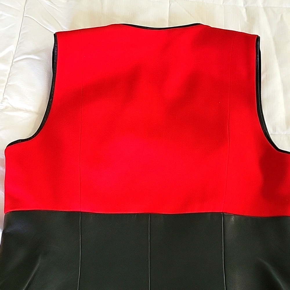 RED AND BLACK LEATHER DETAILED VEST - Picture 5 of 6